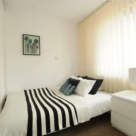 Apartament 3 Pokojowy Przy Plazy Διαμέρισμα *